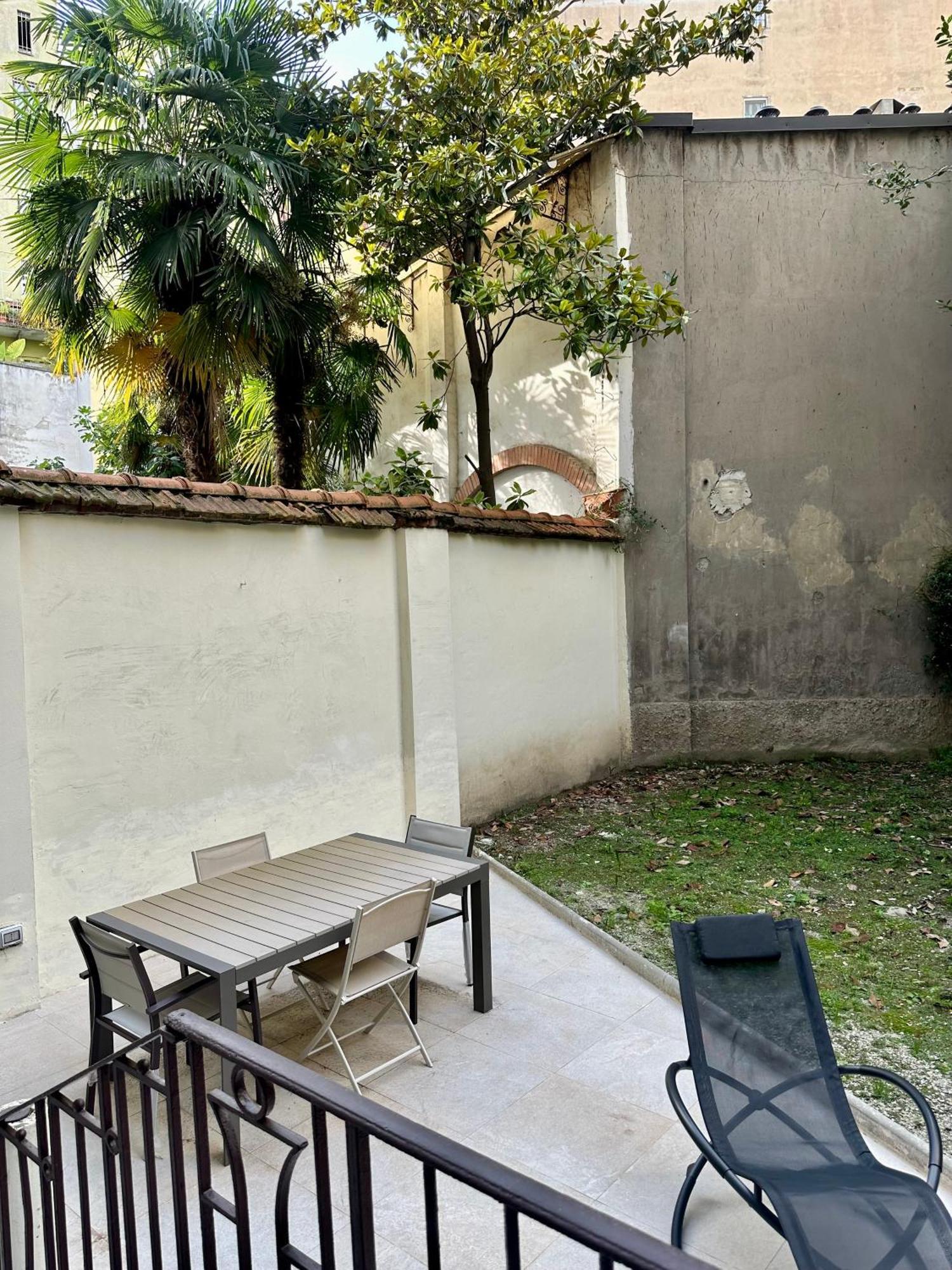 Lr Deluxe Apartments - Porta Venezia - Bilocale Con Giardino Privato Mailand Exterior foto